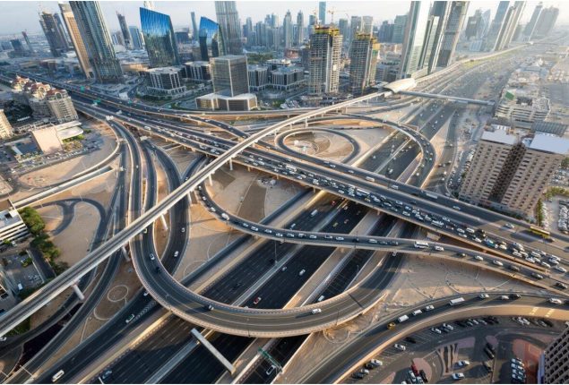 Dubai police recorded 50 accidents in just 20 minutes during rush hour