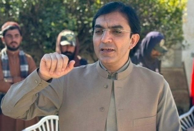 General Election: Mohsin Dawar injured in firing incident