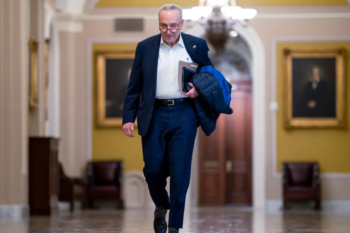 US Senate clears key procedural vote for Ukraine aid package