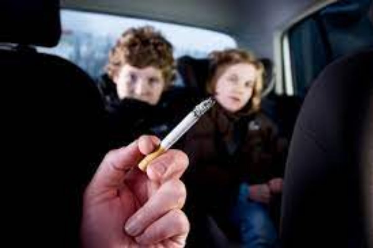 UAE imposed penalties of over Dh 5,000 on Smoking around a child