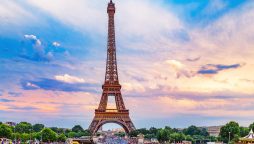 Eiffel tower in Paris ready to welcome visitors again after six-day strike