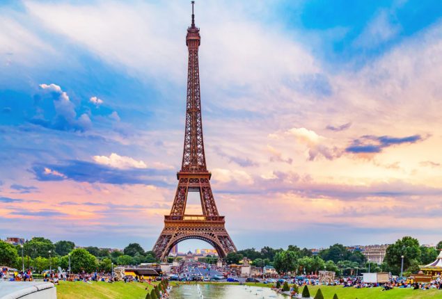 Eiffel tower in Paris ready to welcome visitors again after six-day strike