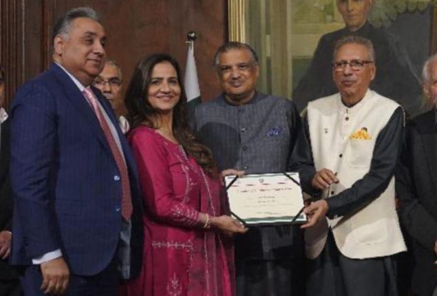 President awards certificate to Dr Dur e Naz for treating thalassemia patients