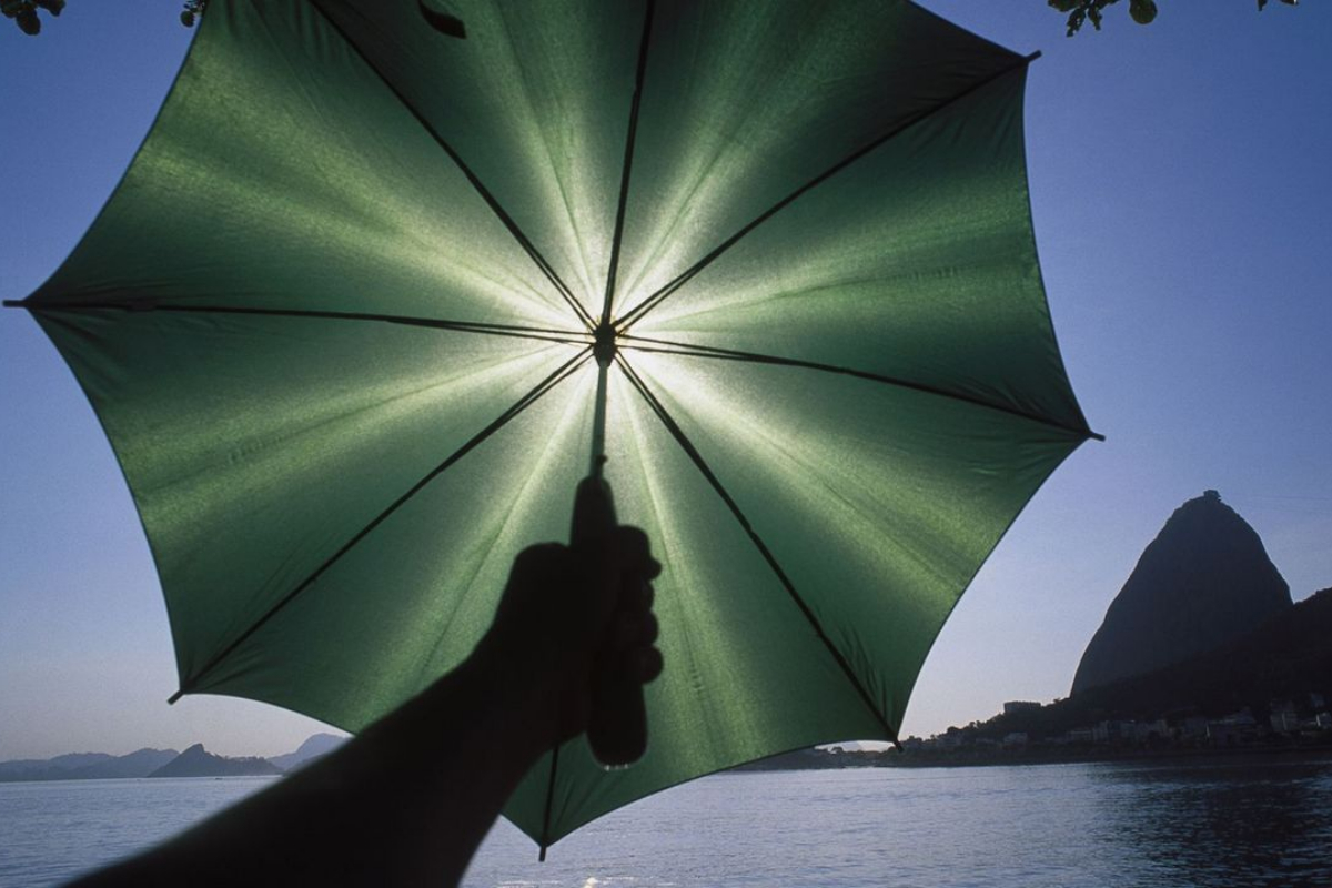 Scientists Propose Giant Sunshade for Climate Control