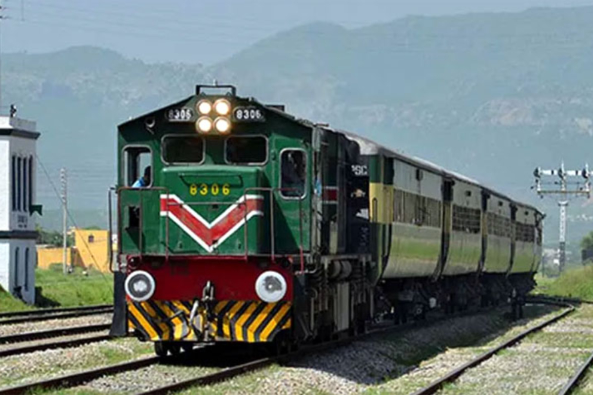 PR announces 25% reduction in fares on Eid-ul-Fitr