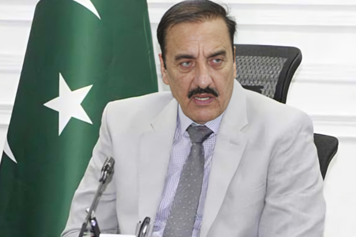 Pindi Commissioner PA
