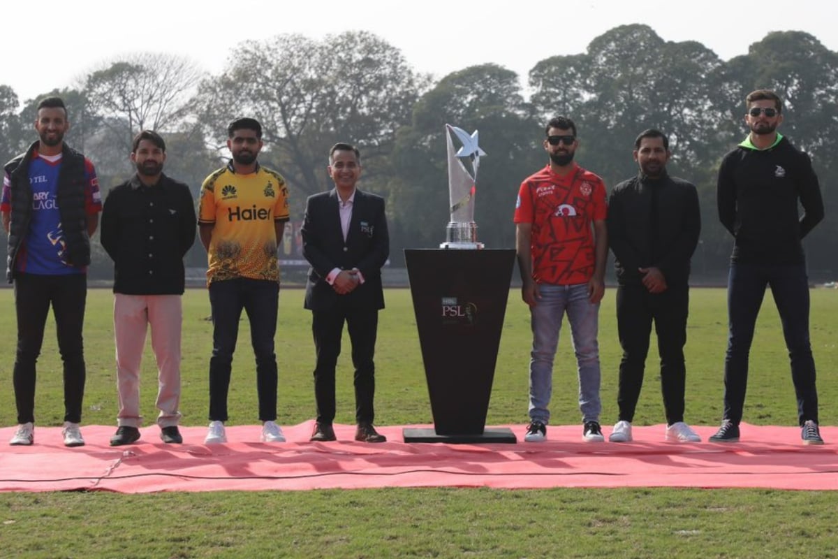 PSL 9 trophy unveiled in Lahore for the mega event