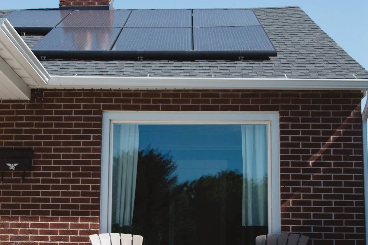 Govt Considers Decreasing Tariff for Solar Net Metering