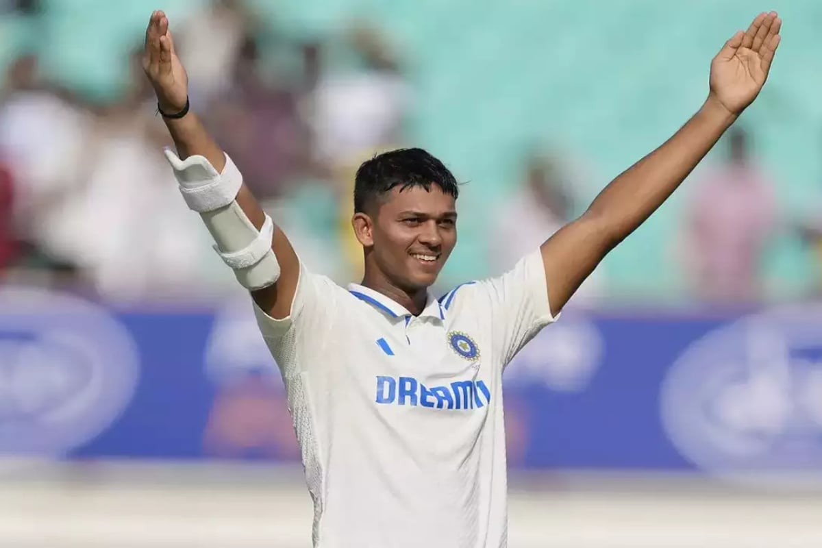 Jaiswal blasts record sixes, puts India in command agaisnt England