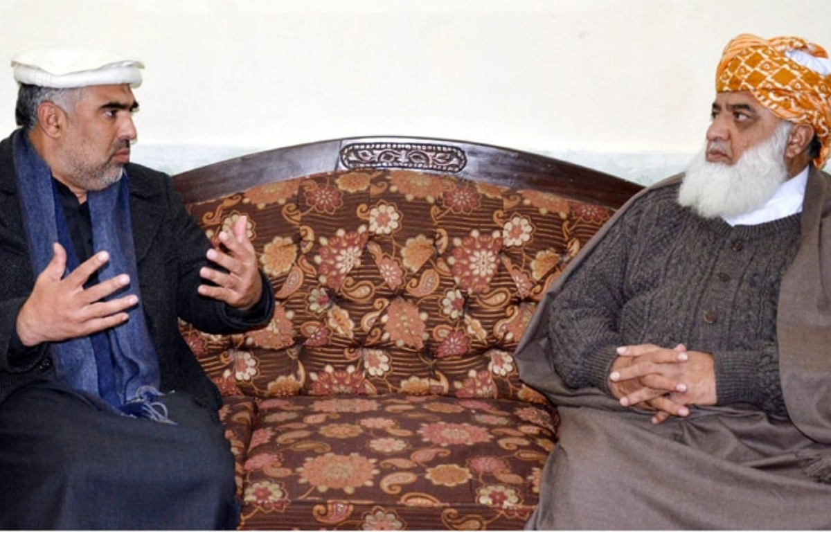 PTI in talks with Maulana