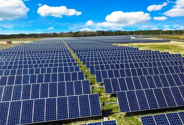 What tax rate applies to 12-kilowatt solar panels in Pakistan?