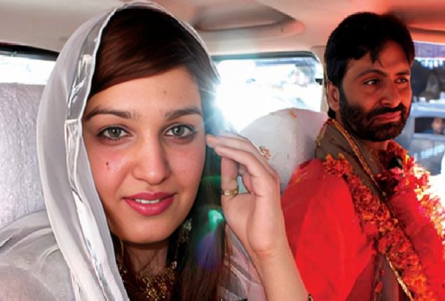 Pakistan issues green passport to Mushaal Malik