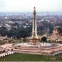 Enjoy sunny, pleasant weather in Lahore today