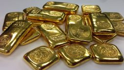 Gold price in Pakistan up by Rs700 to 215,800/tola on Feb 26