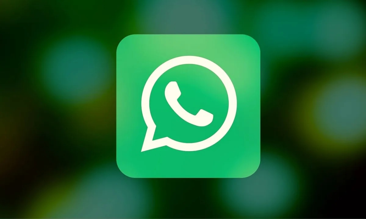 WhatsApp Beta Unveils Redesigned Status Tab