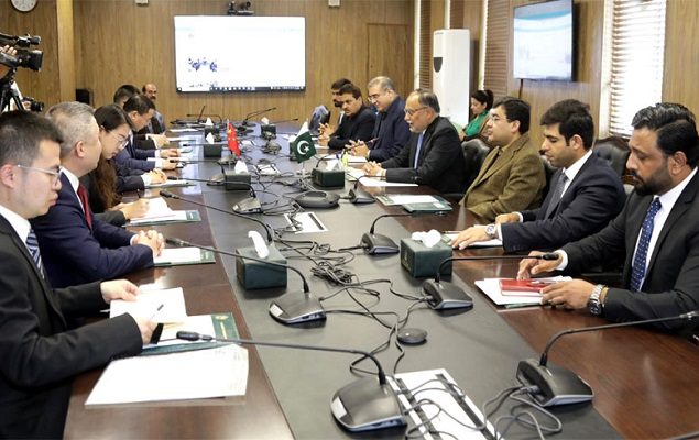 Pakistan, China decide to expedite phase two of CPEC projects