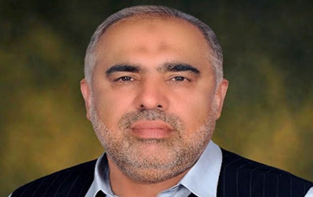 Asad Qaiser slams misleading statements of ministers about military martyrs