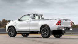 Toyota to Launch Hilux Electric Vehicle by 2025