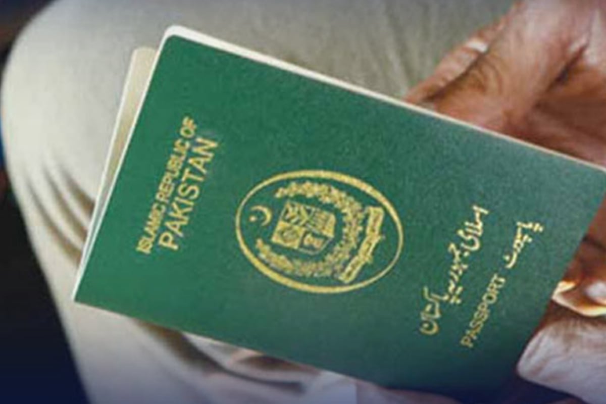 Pakistani passport