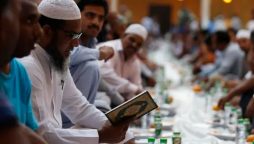 Saudi Arabia Bans Iftar Gatherings in Mosques