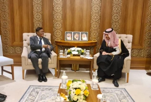 Bangladesh seeks collaboration with Saudi Arabia for crude oil imports