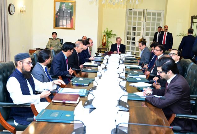PM calls for complete roadmap to enhance IT exports