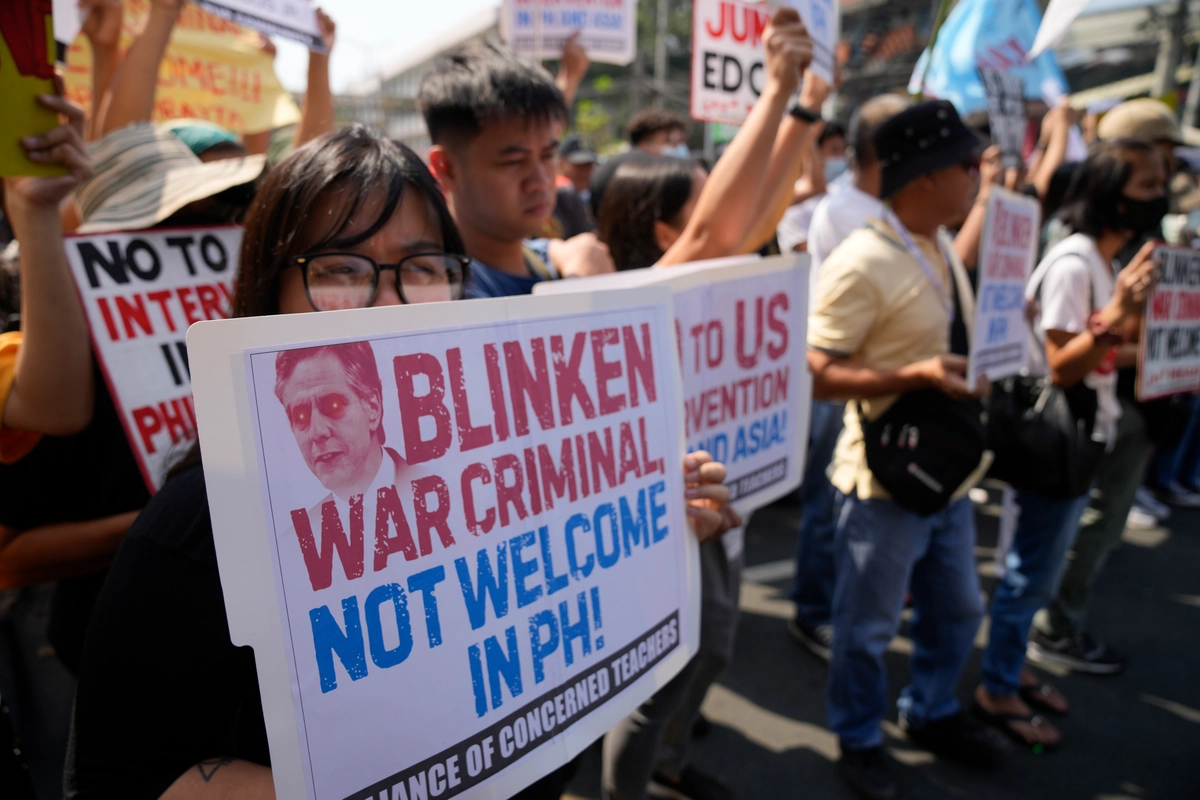 Blinken's Manila visit sparks protest against US presence in Philippines