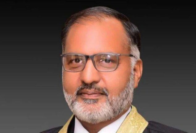 SC declares Justice Shaukat Aziz Siddiqui’s removal illegal