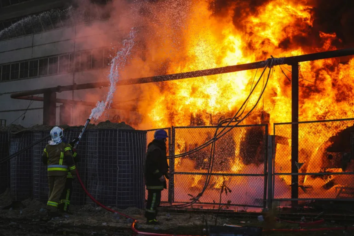 Russian assault hits Ukrainian electrical power facilities, targeting major hydroelectric plant