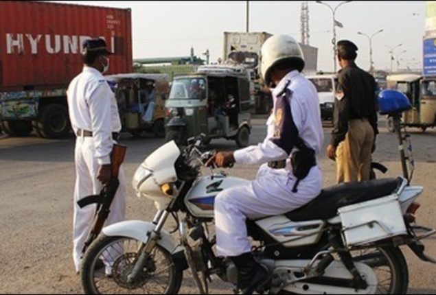 Karachi Traffic Police Temporarily Waive Challans, From 5 PM Until Iftar