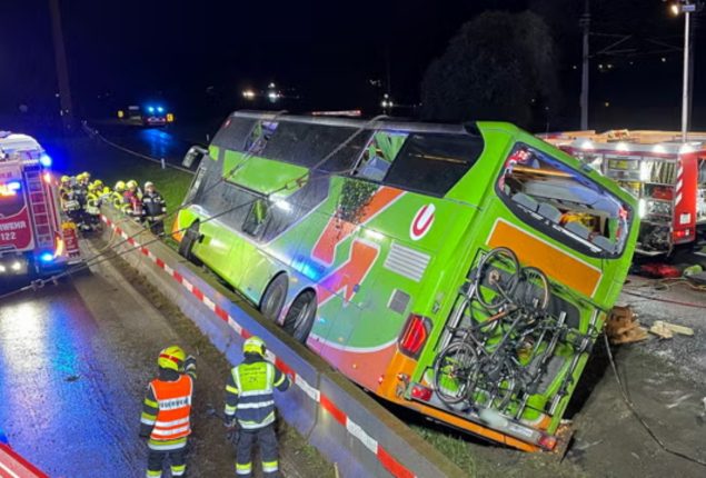 Five Dead in Coach Crash on German Motorway near Leipzig