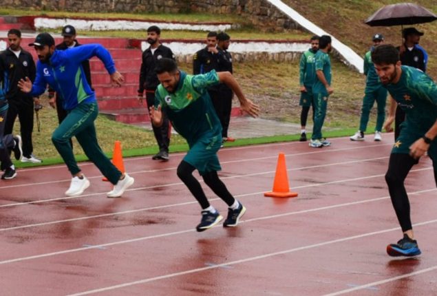 Babar Azam joins his teammates during Kakul training on third day