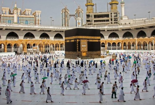 Saudi Arabia urges Umrah pilgrims to prioritize physical fitness and foot care