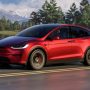 Musk Announces Tesla Model X Long-Form Videos Coming to Smart TVs