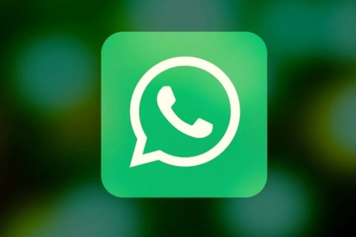 WhatsApp now lets you Pin up to three messages in chats