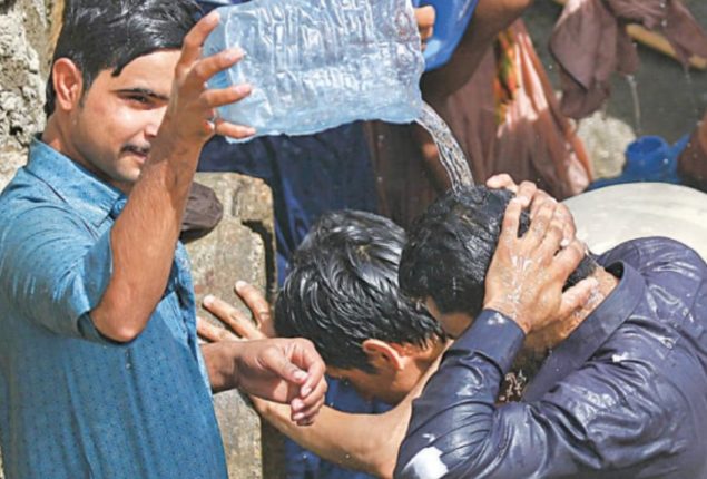 Pakistan weather update: Dry spells expected across country for next 24 hourst