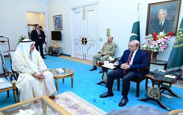 PM Shehbaz for efforts to implement Pak-Kuwait $10bn pacts