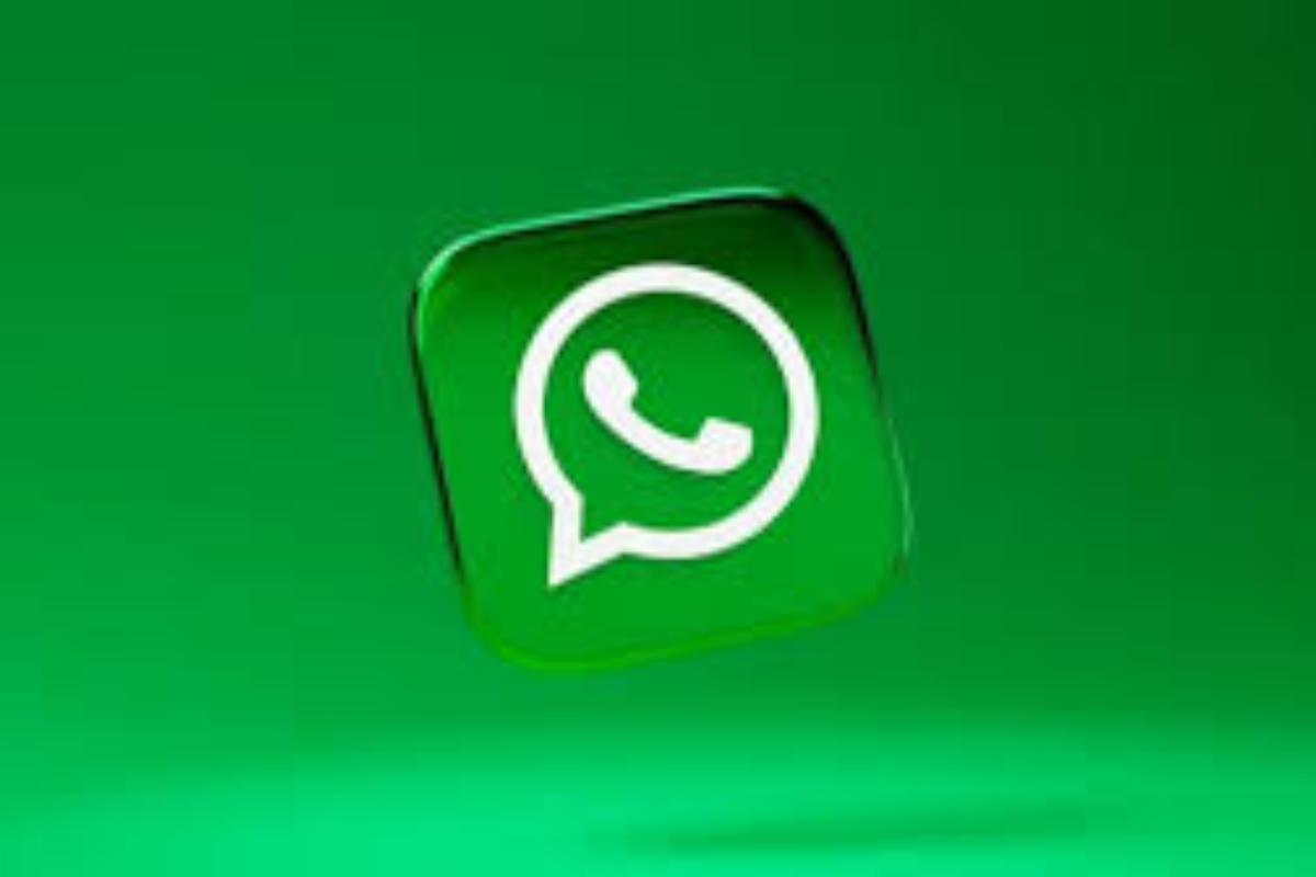 Pixel 8 series users can now use face unlock on WhatsApp