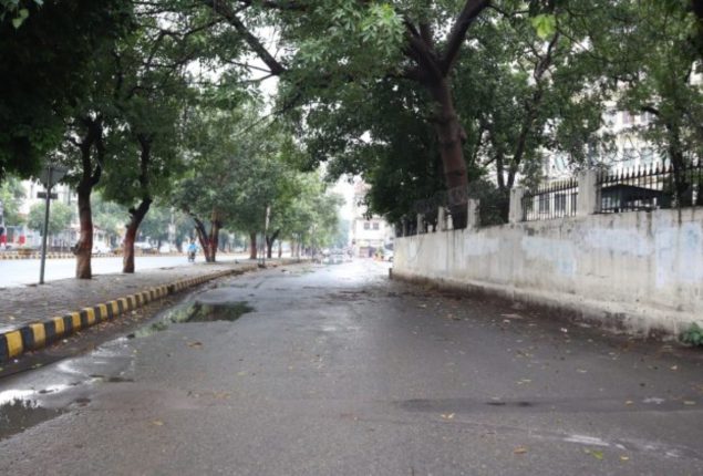 Rains, gusty winds predicted in Lahore, Punjab