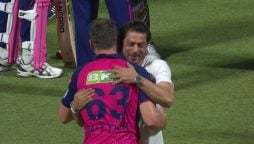 KKK vs RR: Shah Rukh Khan hugs Jos Buttler after stunning century