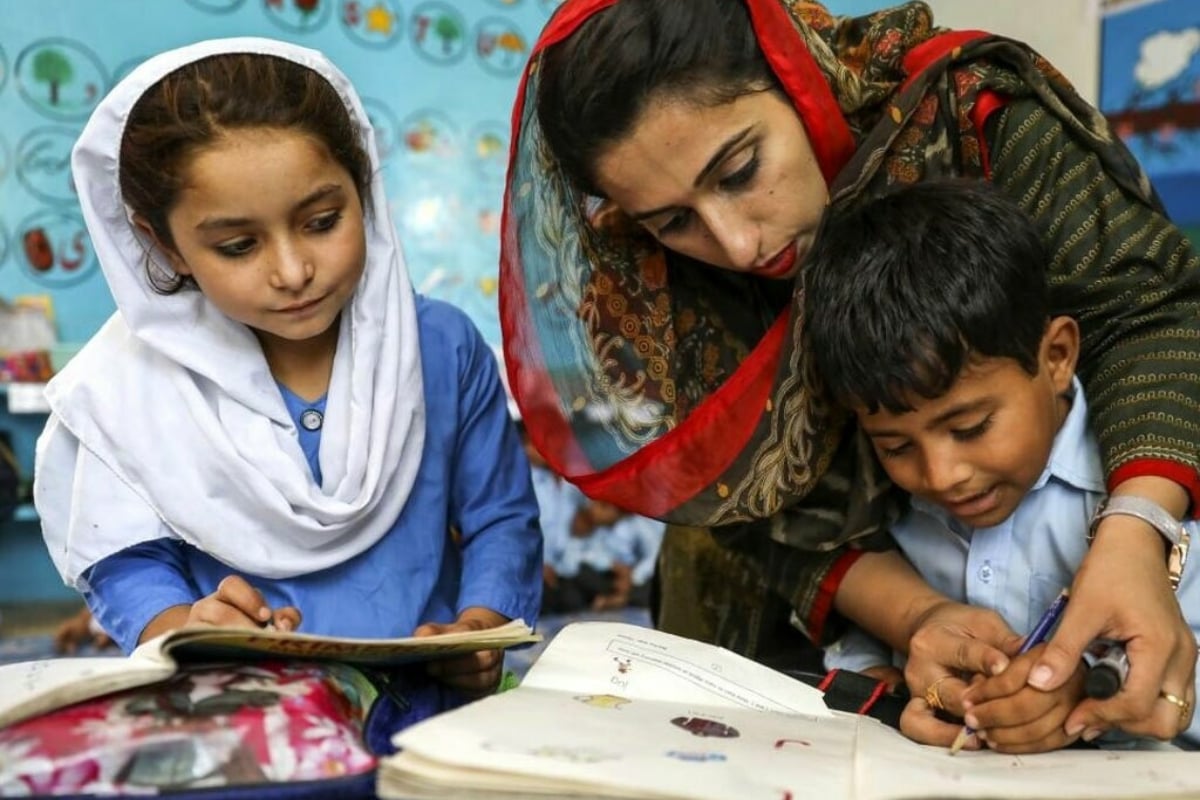 Sindh Education Department Reverses Teacher Hiring Ban