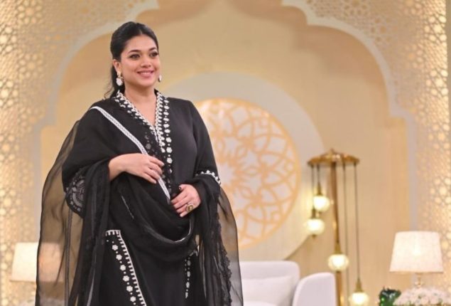 Public give response on Sanam Jung’s marriage advice clip