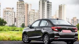 Honda Amaze 2024: Downsized but ready to take on the SUV craze