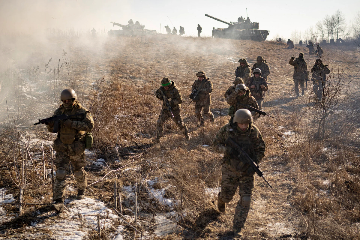 Neighboring countries of Russia call on NATO allies to reinstate military service