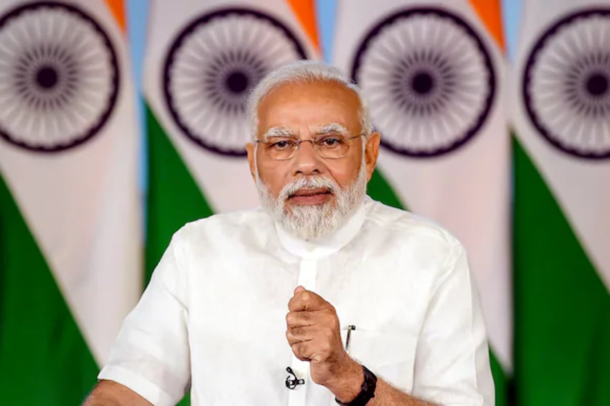 India's Modi calls for peace along with China border