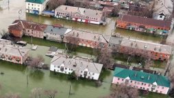 Russian city of Orenburg faces great danger as flood water level rises