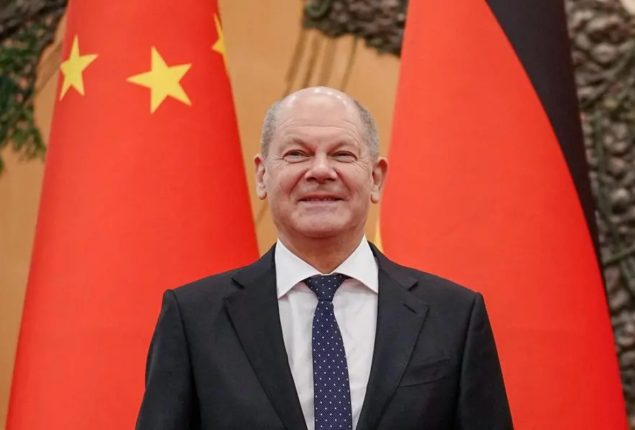 Chancellor Scholz balances trade and politics in China