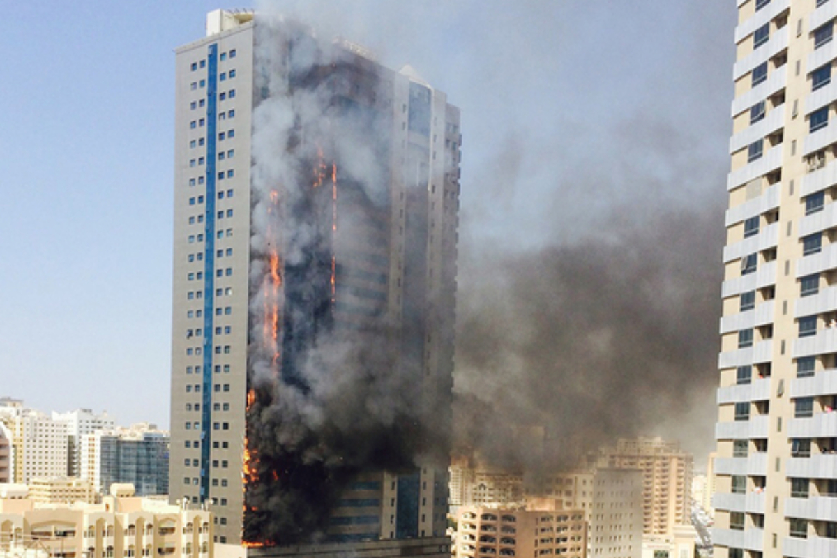 Sharjah massive fire blaze erupts, residents report thick smoke