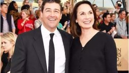 Kyle Chandler Wife