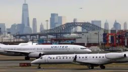 United Airlines blames Boeing for $200m blowout cost